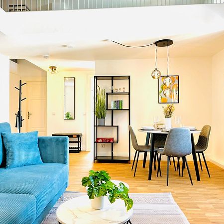 E&K Living - Design Apartments - Netflix - Audi - In Village - Free Parking Ингольштадт Экстерьер фото