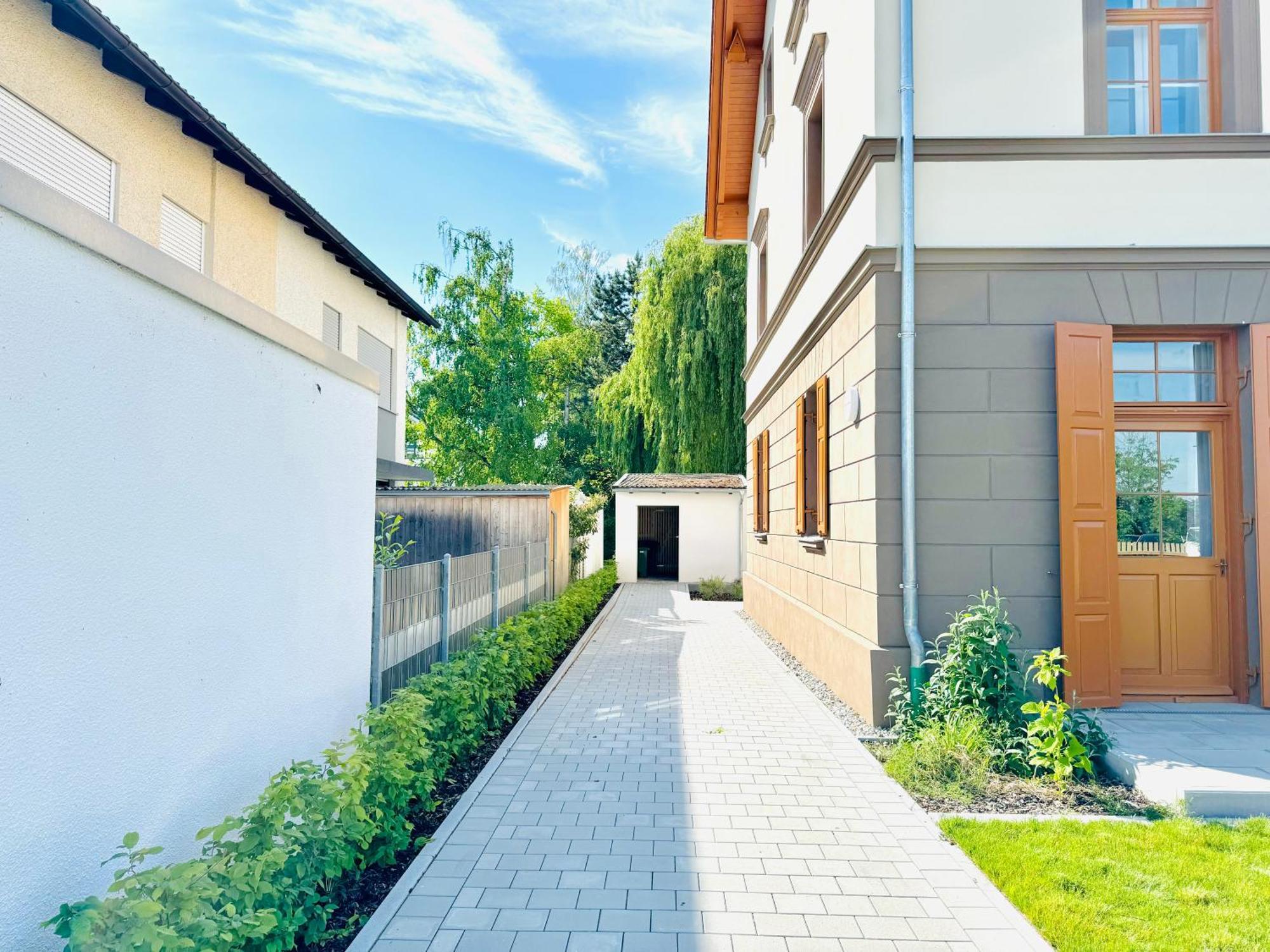 E&K Living - Design Apartments - Netflix - Audi - In Village - Free Parking Ингольштадт Экстерьер фото
